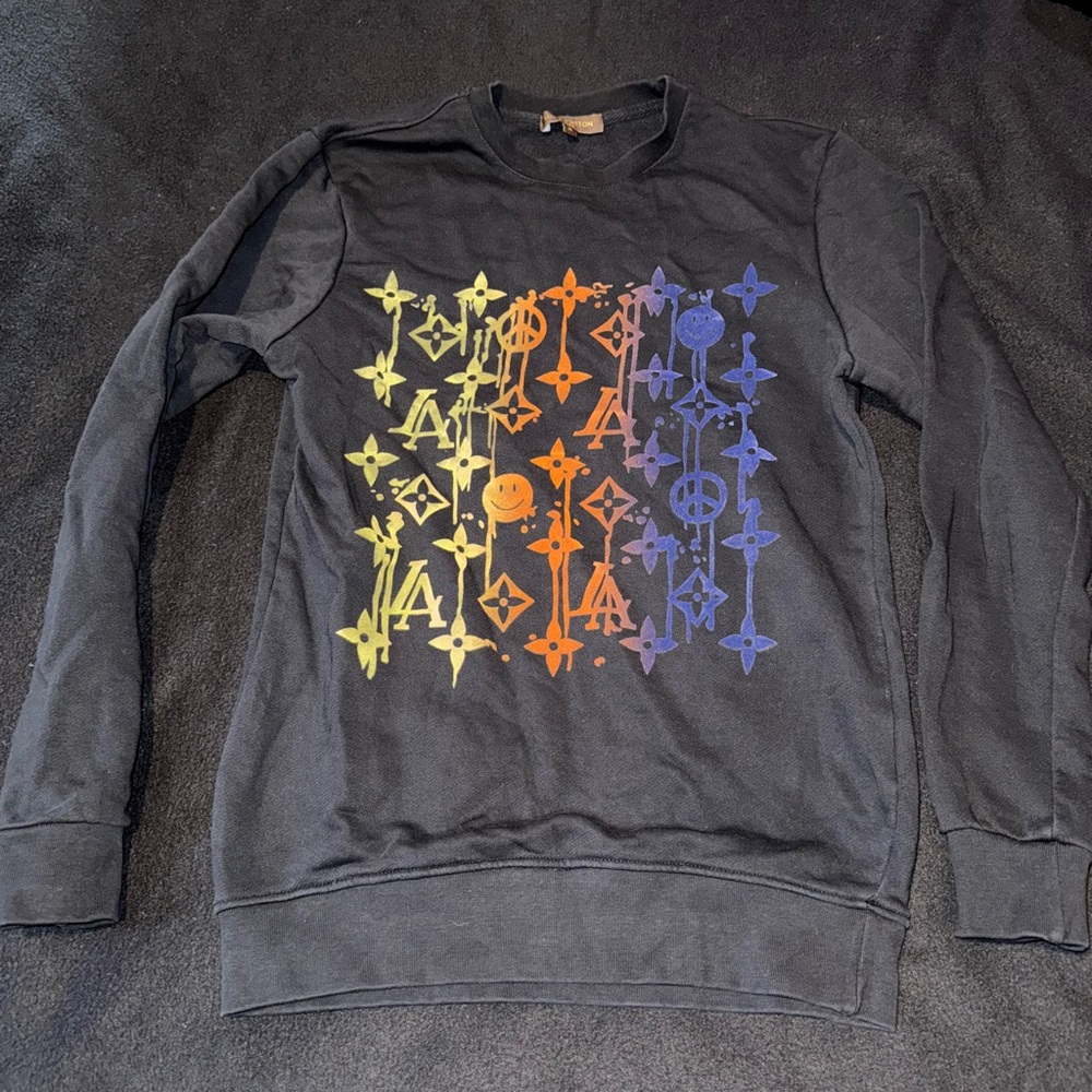 LV Men’s Sweater